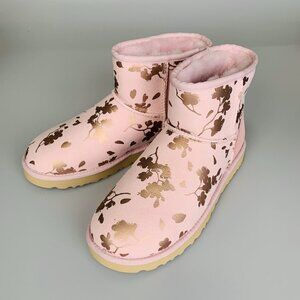 NIB UGG Classic Mini Floral Foil Boots